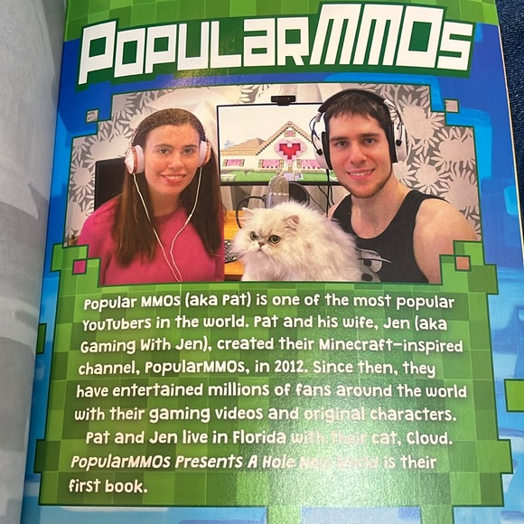 PopularMMOs Presents A Hole New World - Picture 7 of 8